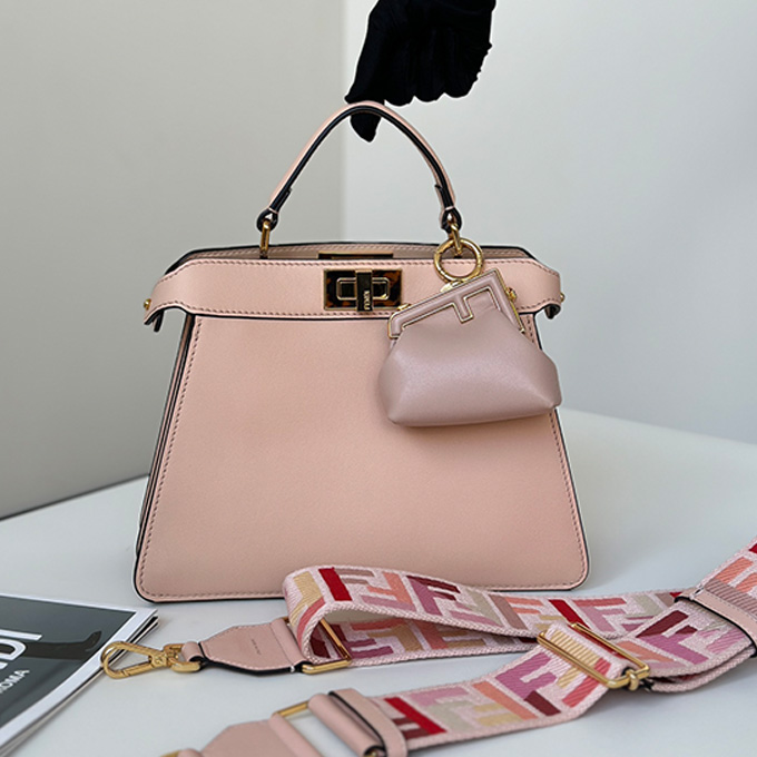 fendi peekaboo iseeu smooth leather medium top handle handbag